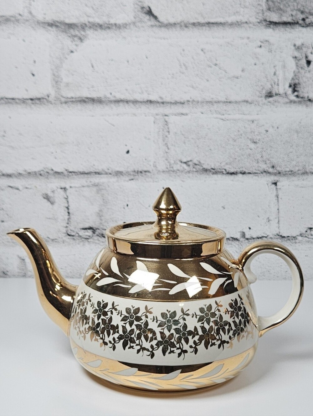Vintage Gold Floral Teapot Ceramic Tea Pot with Lid Serving Piece